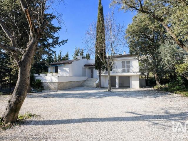 Maison 6 pièces 213 m²