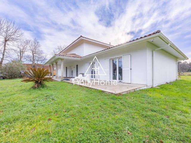 Maison 6 pièces 213 m²