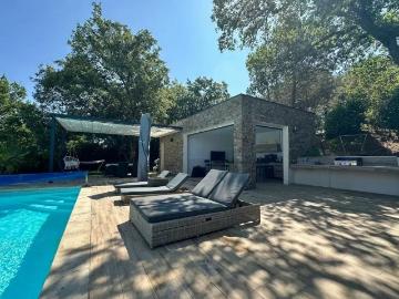 Maison 6 pièces 213 m²