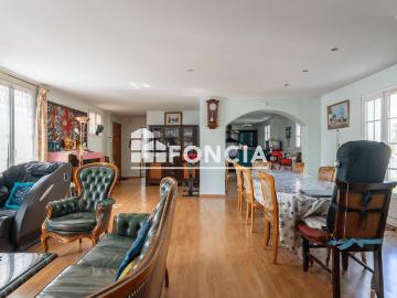 Maison 6 pièces 213 m²