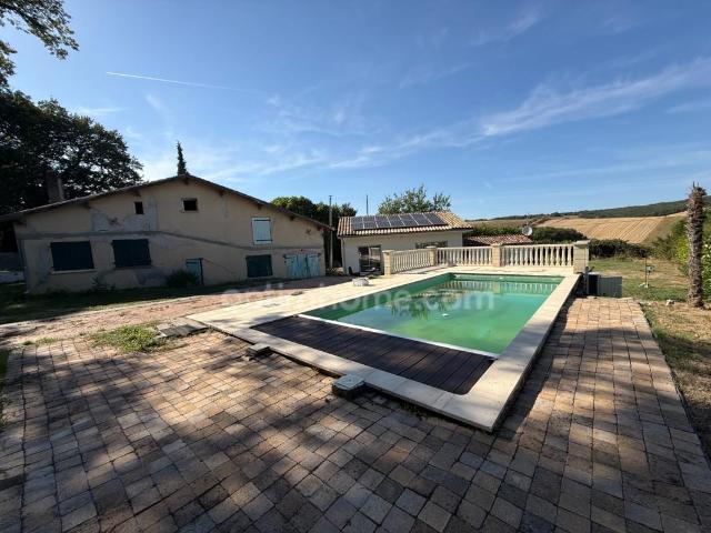 Maison 6 pièces 213 m²