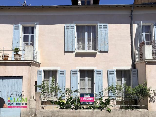 Maison 6 pièces 224 m²