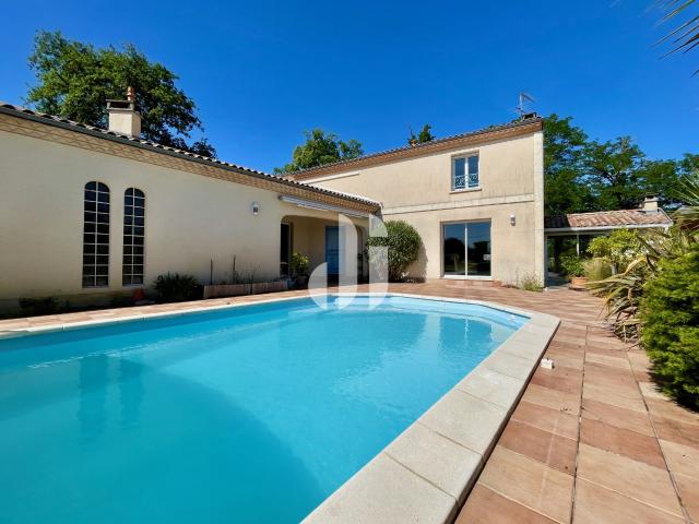 Maison 6 pièces 224 m²