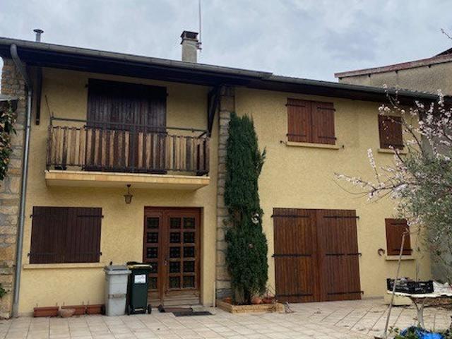 Maison 6 pièces 224 m²