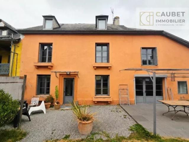 Maison 6 pièces 224 m²
