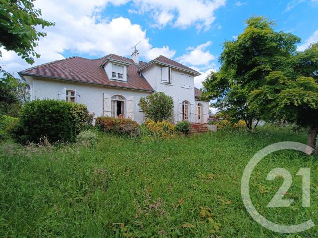 Maison 6 pièces 224 m²