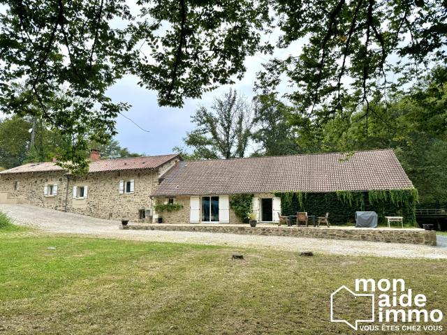 Maison 6 pièces 225 m²