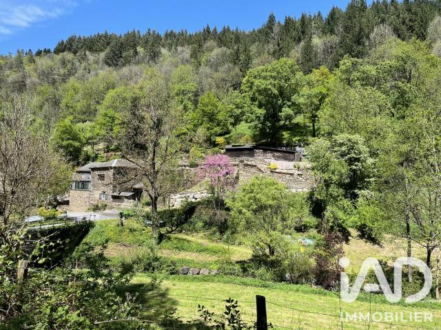 Maison 6 pièces 225 m²