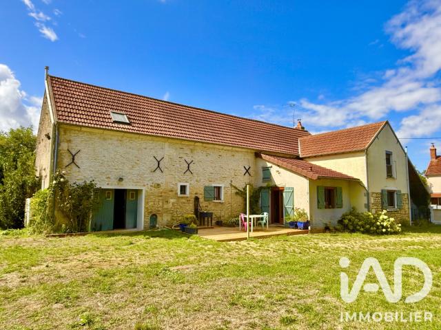 Maison 6 pièces 225 m²