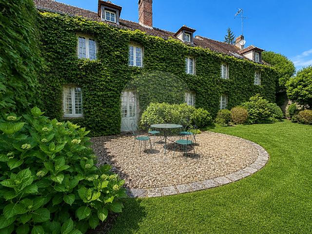 Maison 6 pièces 225 m²
