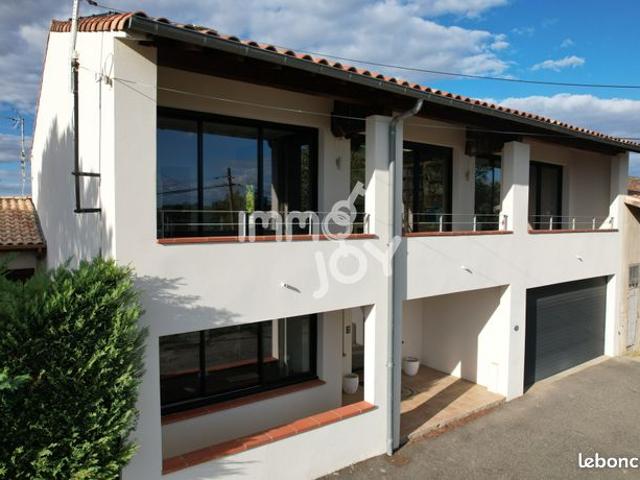 Maison 6 pièces 225 m²