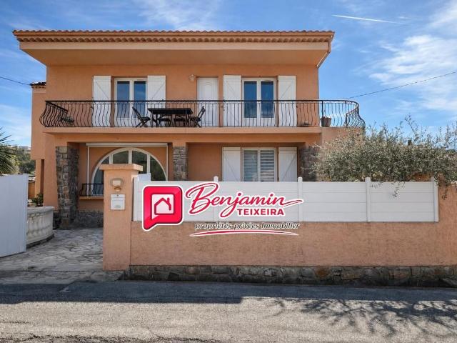 Maison 6 pièces 225 m²