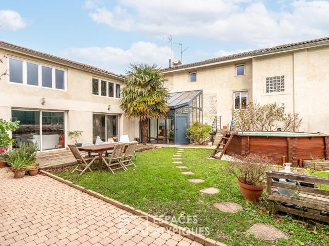 Maison 6 pièces 226 m²