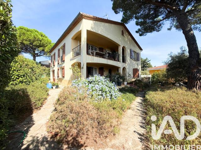 Maison 6 pièces 226 m²