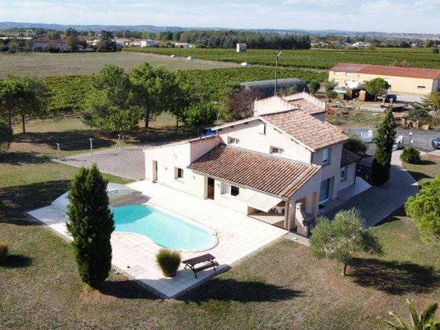 Maison 6 pièces 227 m²