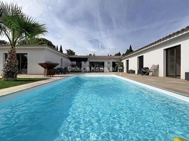 Maison 6 pièces 227 m²