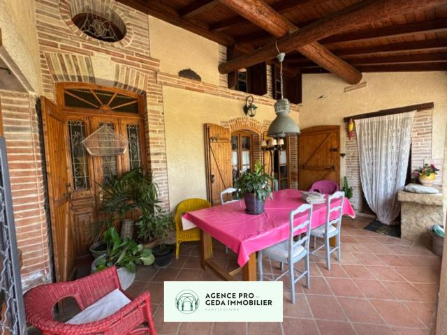 Maison 6 pièces 227 m²