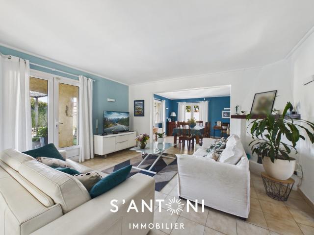 Maison 7 pièces 228 m²