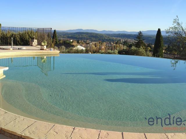 Maison 6 pièces 228 m²