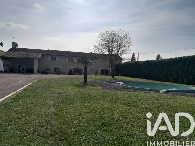 Maison 6 pièces 228 m²