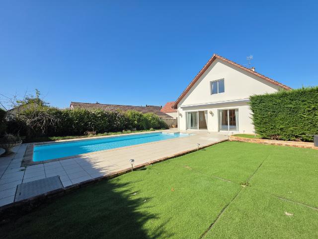 Maison 6 pièces 190 m²