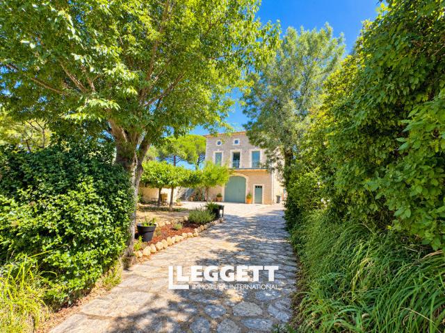 Maison 6 pièces 229 m²