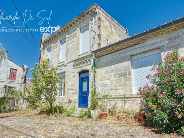 Maison 6 pièces 220 m²