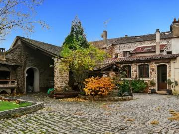 Maison 6 pièces 220 m²