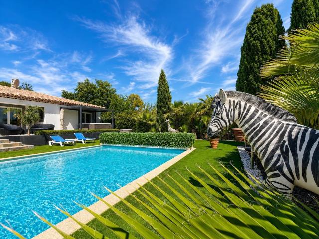 Maison 7 pièces 220 m²