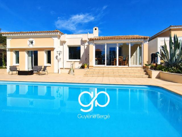 Maison 6 pièces 220 m²