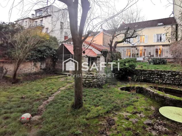 Maison 6 pièces 220 m²