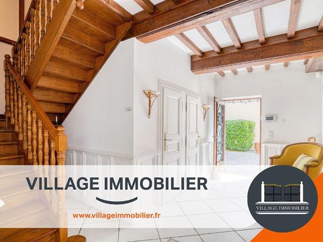 Maison 6 pièces 220 m²