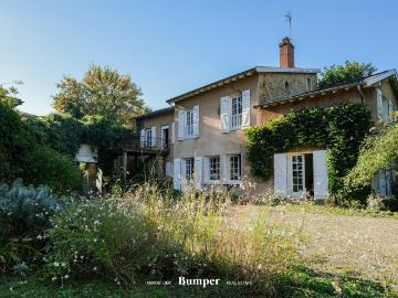 Maison 6 pièces 220 m²
