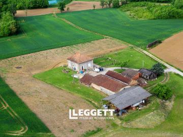 Maison 6 pièces 220 m²