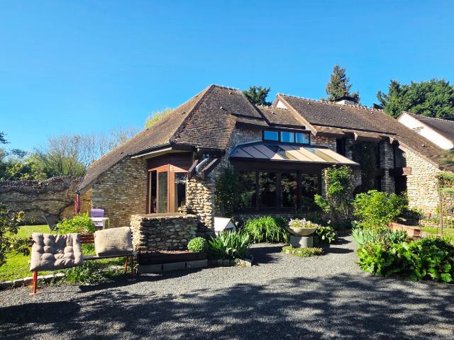 Maison 6 pièces 220 m²