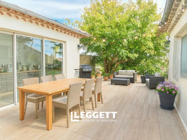 Maison 6 pièces 220 m²