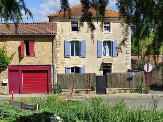 Maison 6 pièces 220 m²