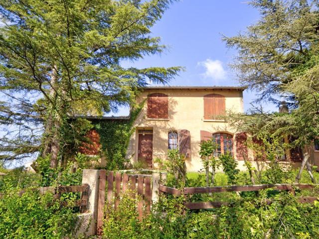 Maison 6 pièces 220 m²