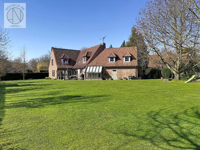 Maison 7 pièces 210 m²