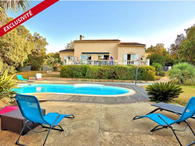 Maison 6 pièces 220 m²