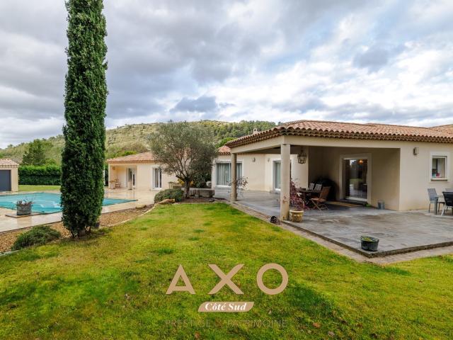 Maison 6 pièces 220 m²