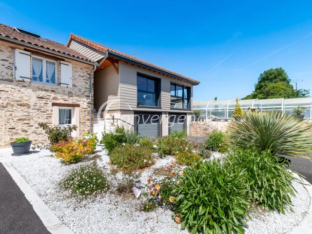 Maison 6 pièces 220 m²