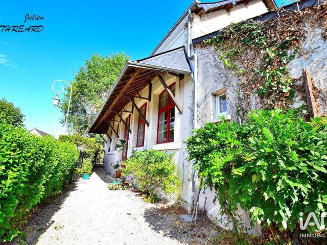 Maison 6 pièces 221 m²