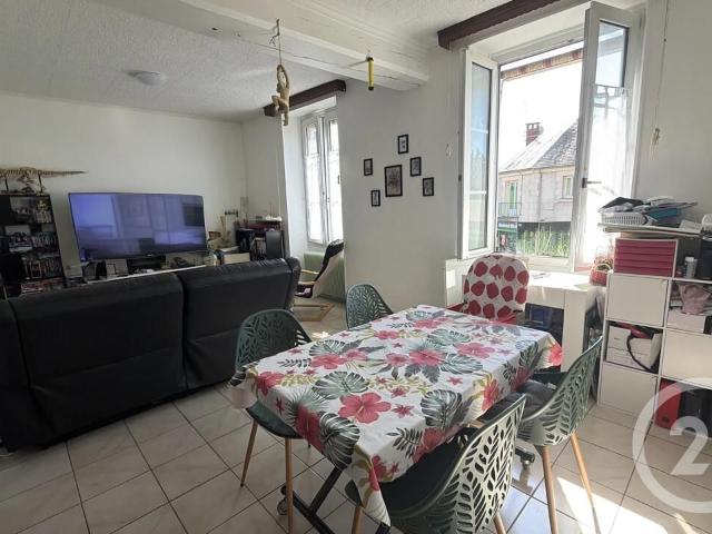 Maison 6 pièces 222 m²