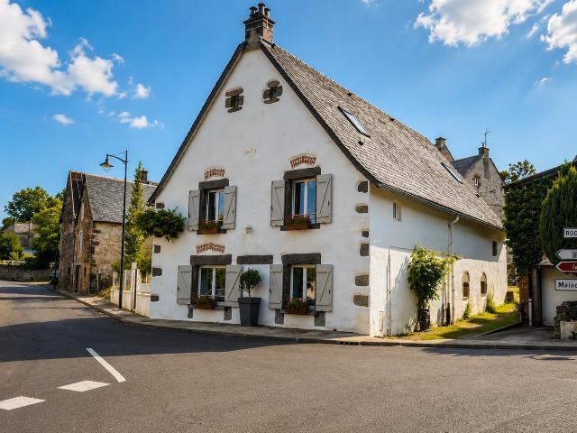 Maison 6 pièces 222 m²