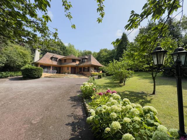 Maison 7 pièces 223 m²