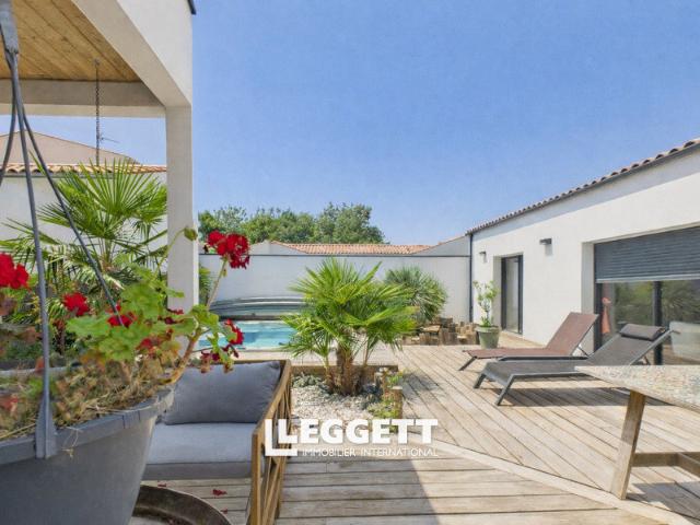 Maison 6 pièces 223 m²