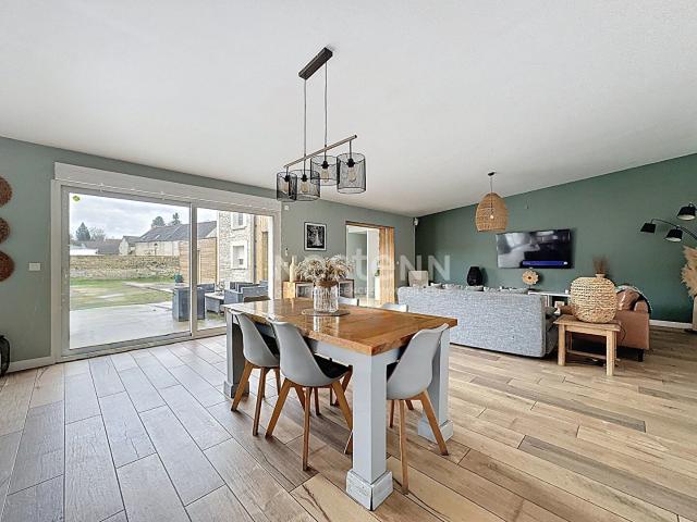 Maison 6 pièces 223 m²