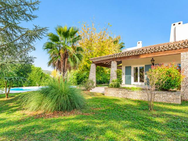 Maison 6 pièces 223 m²