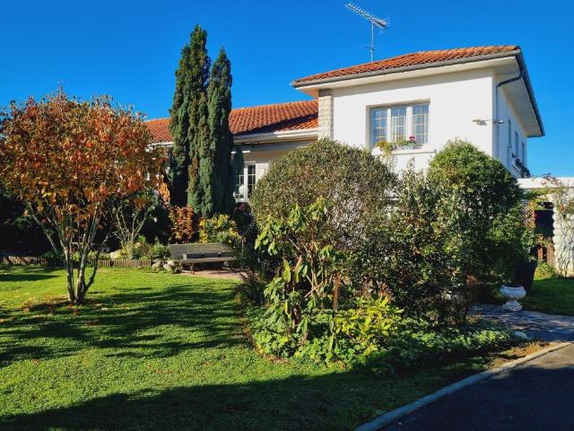 Maison 6 pièces 223 m²